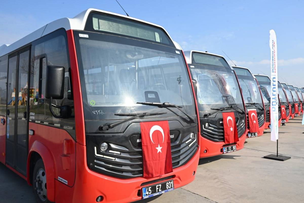 Manisa’da toplu taşımaya 12 yeni araç takviyesi