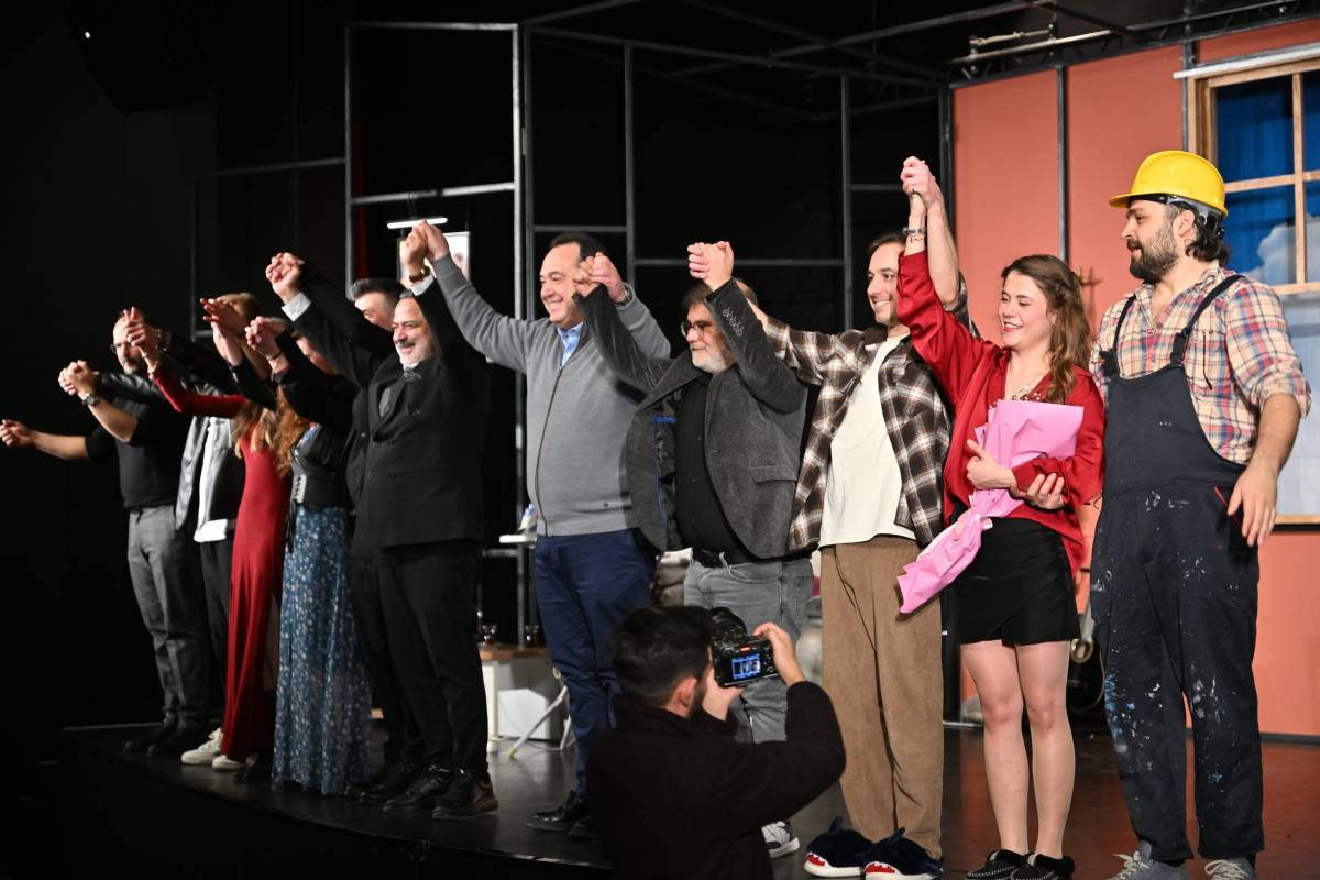 ‘Şiddetli Geçimsizlik’ Manisa’da dünya prömiyerinde