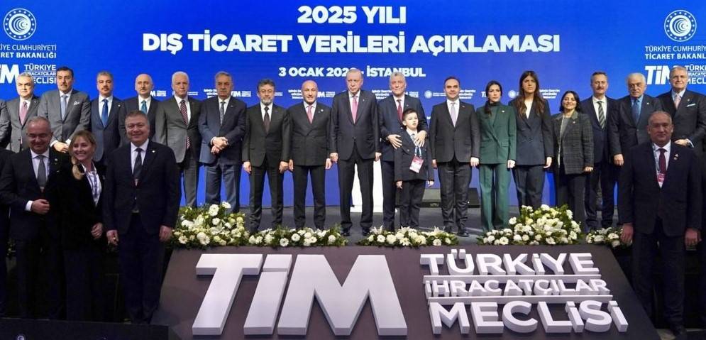 Türkiye İhracatta Tarih Yazdı: 273,4 Milyar Dolar