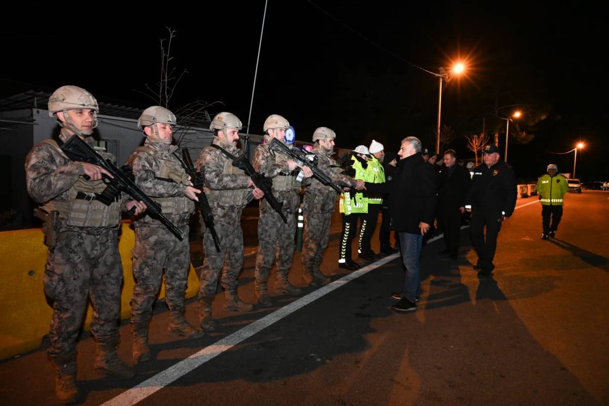 Emniyet Müdürü Aktaş Yeni Yılda Personelini Yalnız Bırakmadı