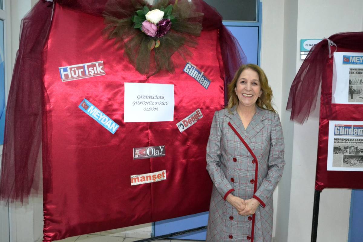 Yunusemre Halk Eğitim Merkezi'nde Gazeteciler Günü kutlaması