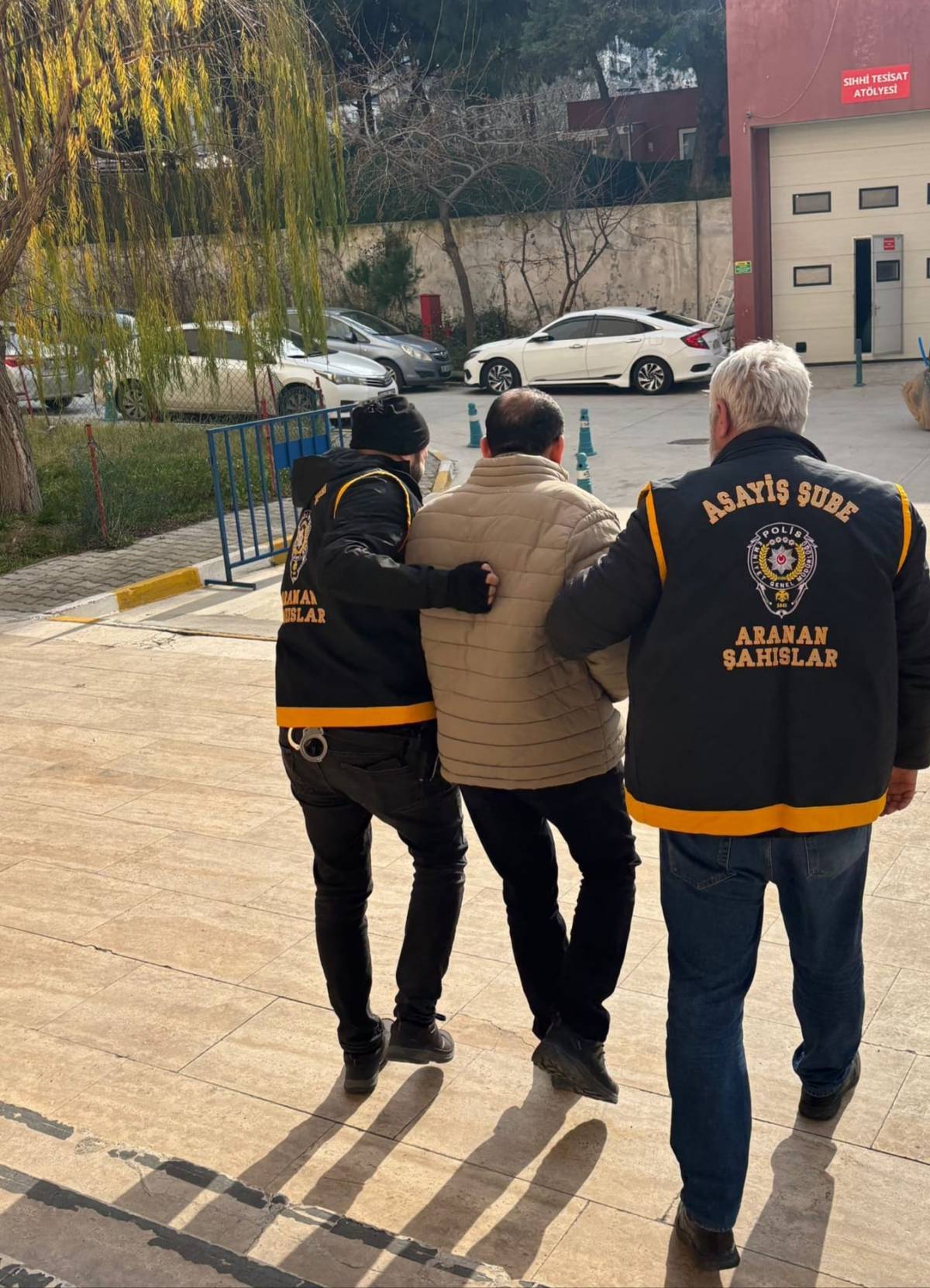 Manisa’da Aranan Yağma Hükümlüsü Yakayı Ele Verdi