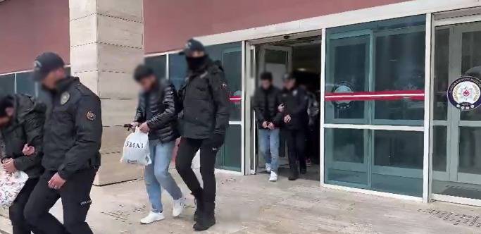Manisa Merkezli DEAŞ Operasyonu: 4 Kişi Tutuklandı