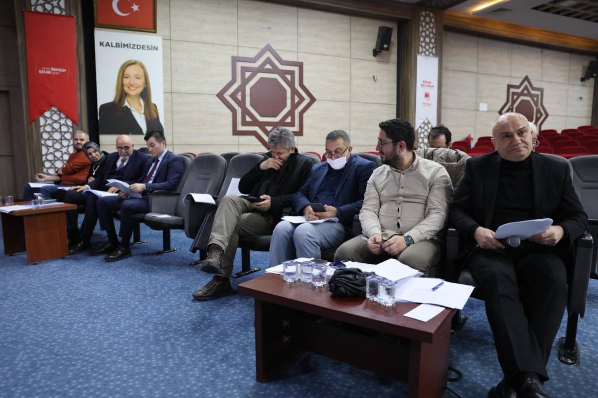 Yunusemre Meclisi’nde Ramazan desteği kararı