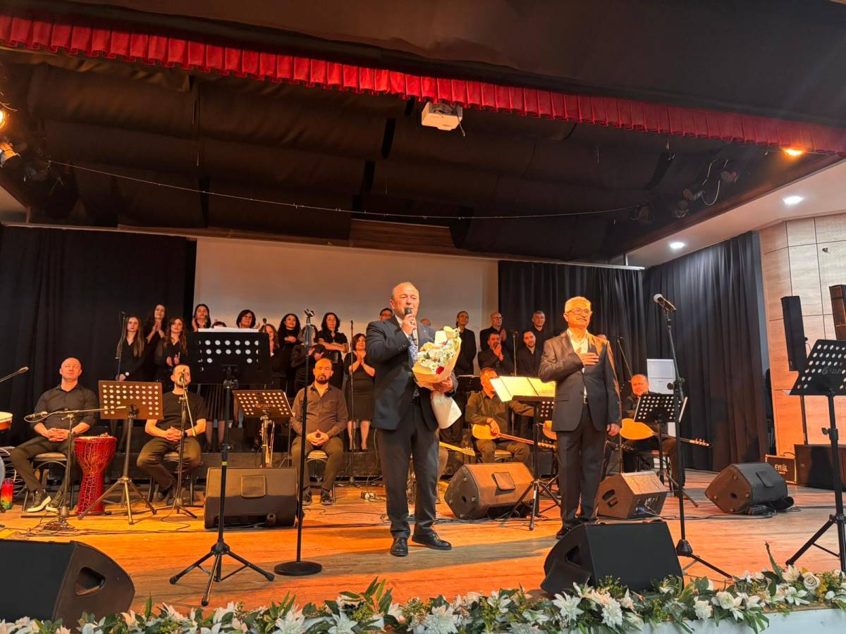 Atatürküler Yunusemre’de Coşkuyla Seslendirildi