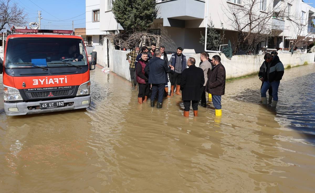 Başkan Şimşek Akpınar Mahallesi’nde İncelemelerde Bulundu