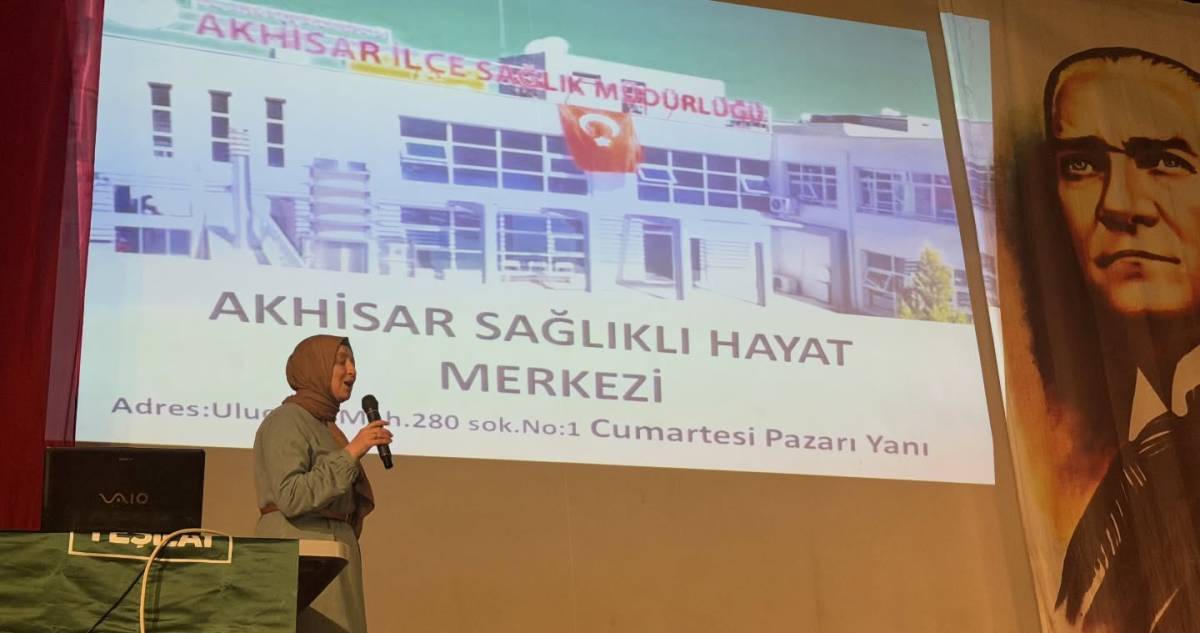 Akhisar’da Bağımsızlık Yılı programı düzenlendi