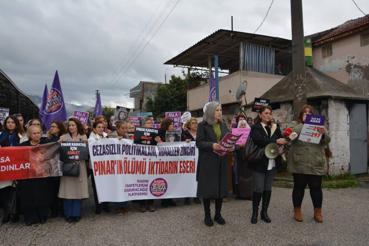 Manisa’da kadın cinayetlerine karşı yürüyüş