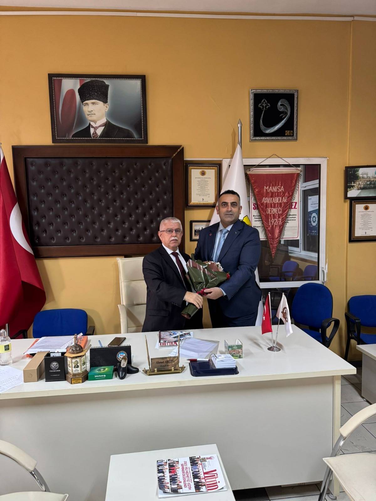 Yeniden Refah Partisi’nden esnaf odalarına hayırlı olsun ziyareti