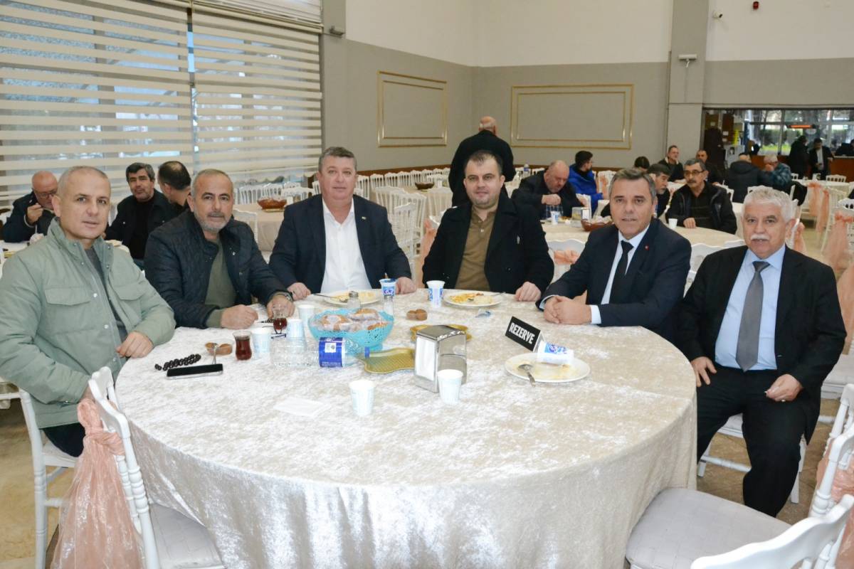 155 No’lu Halk Otobüsleri Kooperatifi’nde Fevzi Açıkel Güven Tazeledi