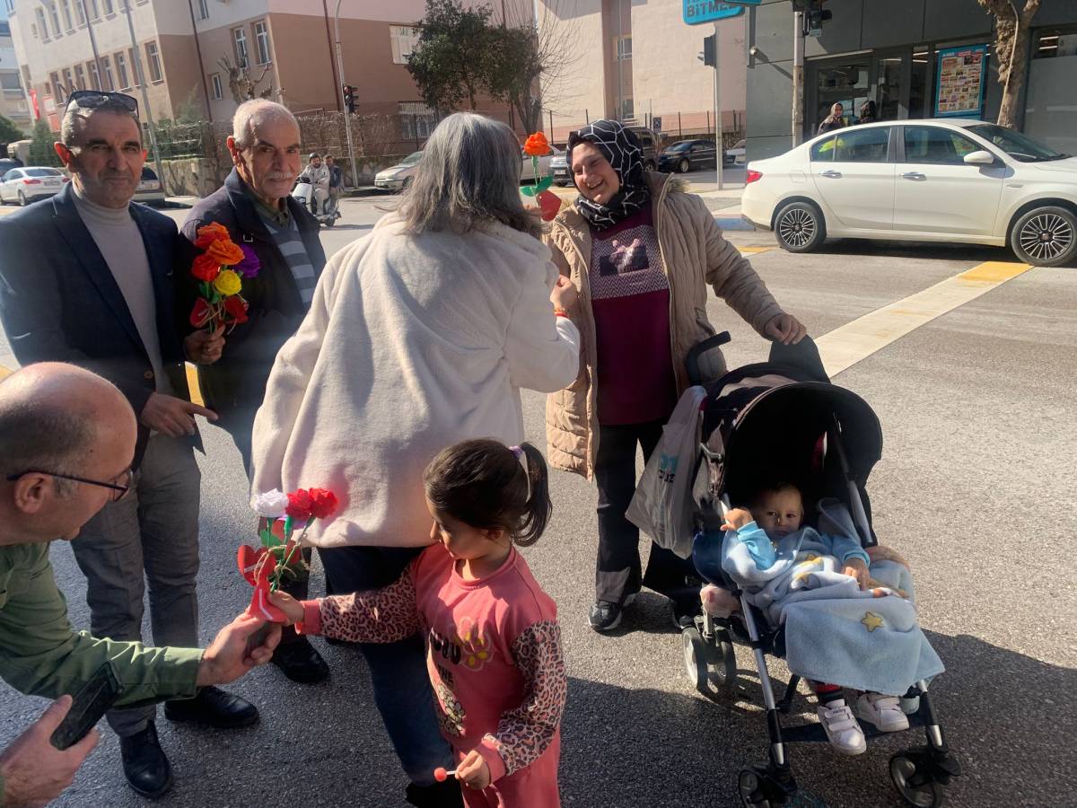 “Sevgiyi Çoğalt” Etkinliği Yunusemre’de Gönüllere Dokundu