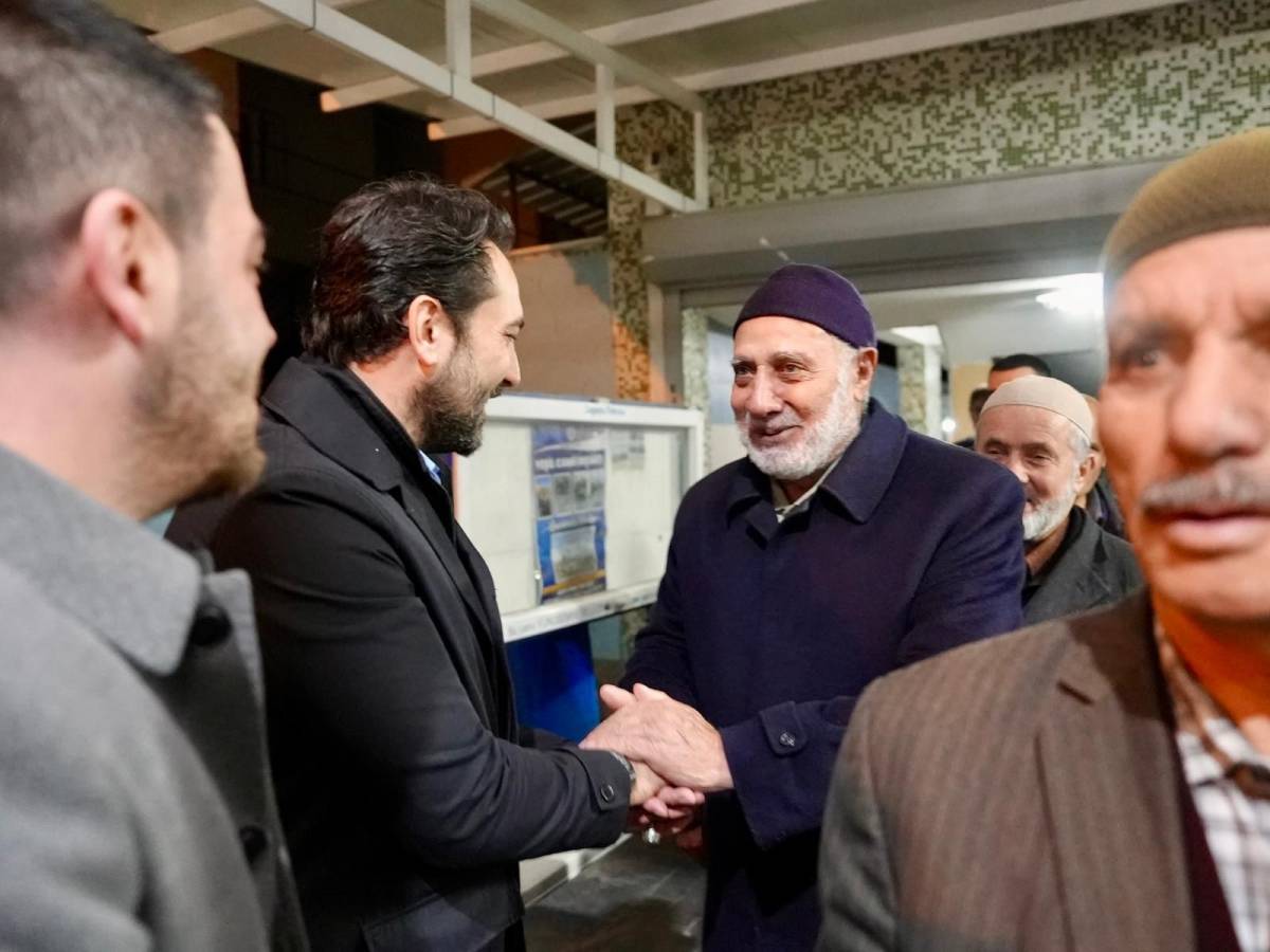 Arınç’tan Manisa’da Ramazan Mesaisi