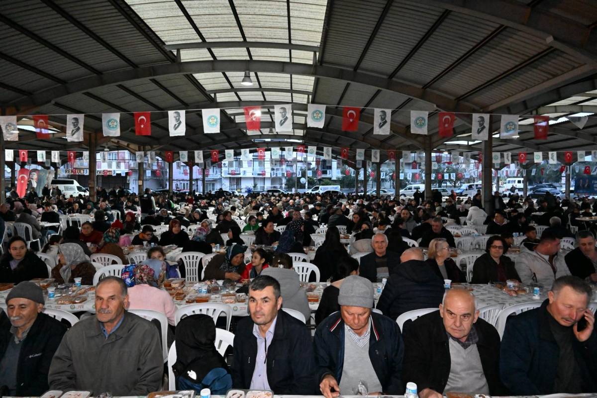 Gölmarmaralılar Büyükşehir’in İftar Sofrasında Buluştu