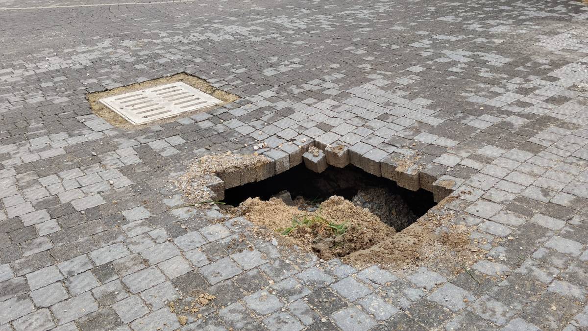 Kula’da Sağanak Alarmı: Belediye Ekipleri Gece Boyu Sahadaydı