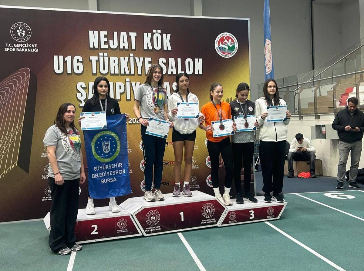 Manisa'nın Gururu: Atletizmde Çifte Madalya