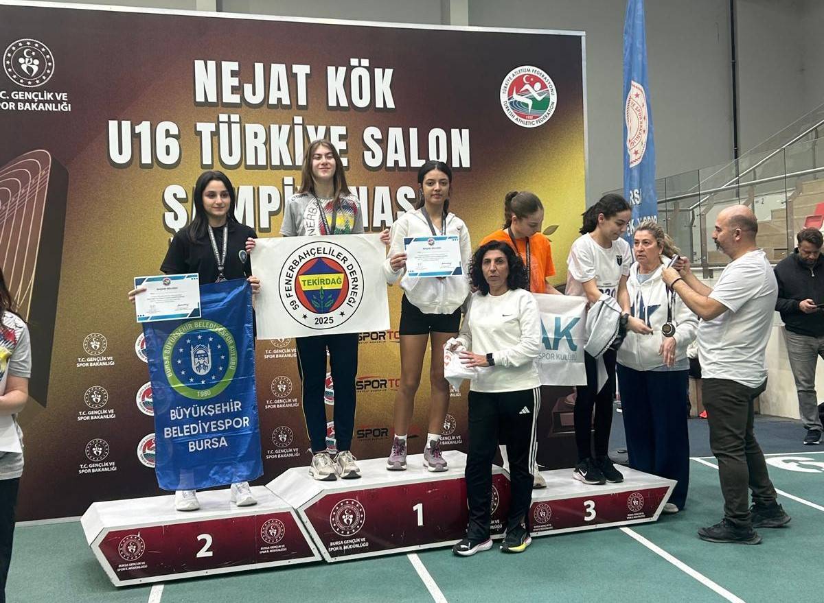 Manisa'nın Gururu: Atletizmde Çifte Madalya