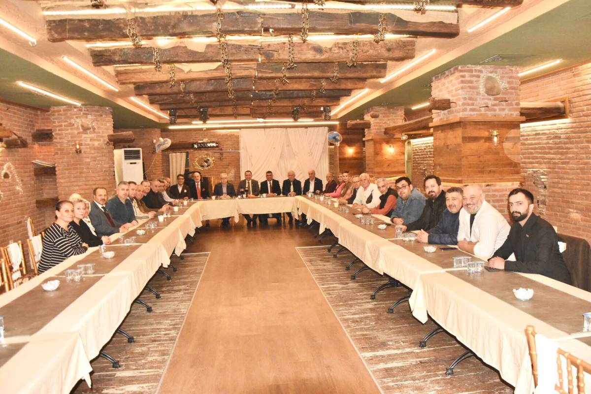 Müftü Kabukçu Dostlar Meclisi’nde Soruları Yanıtladı