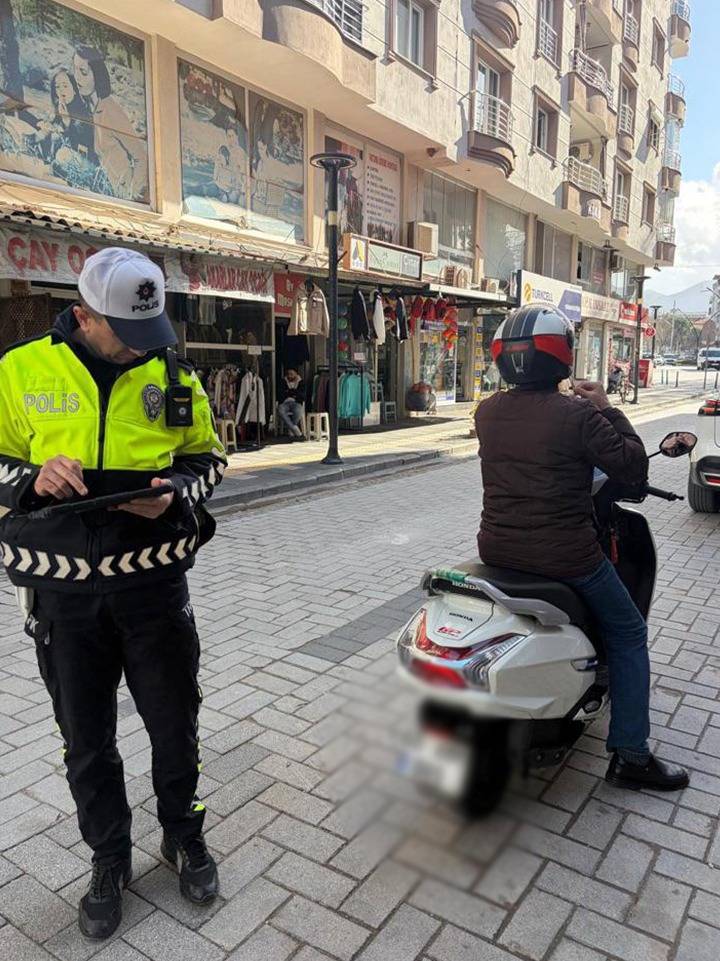 Manisa’da Motosiklet Denetimlerinde 4,2 Milyon TL Ceza