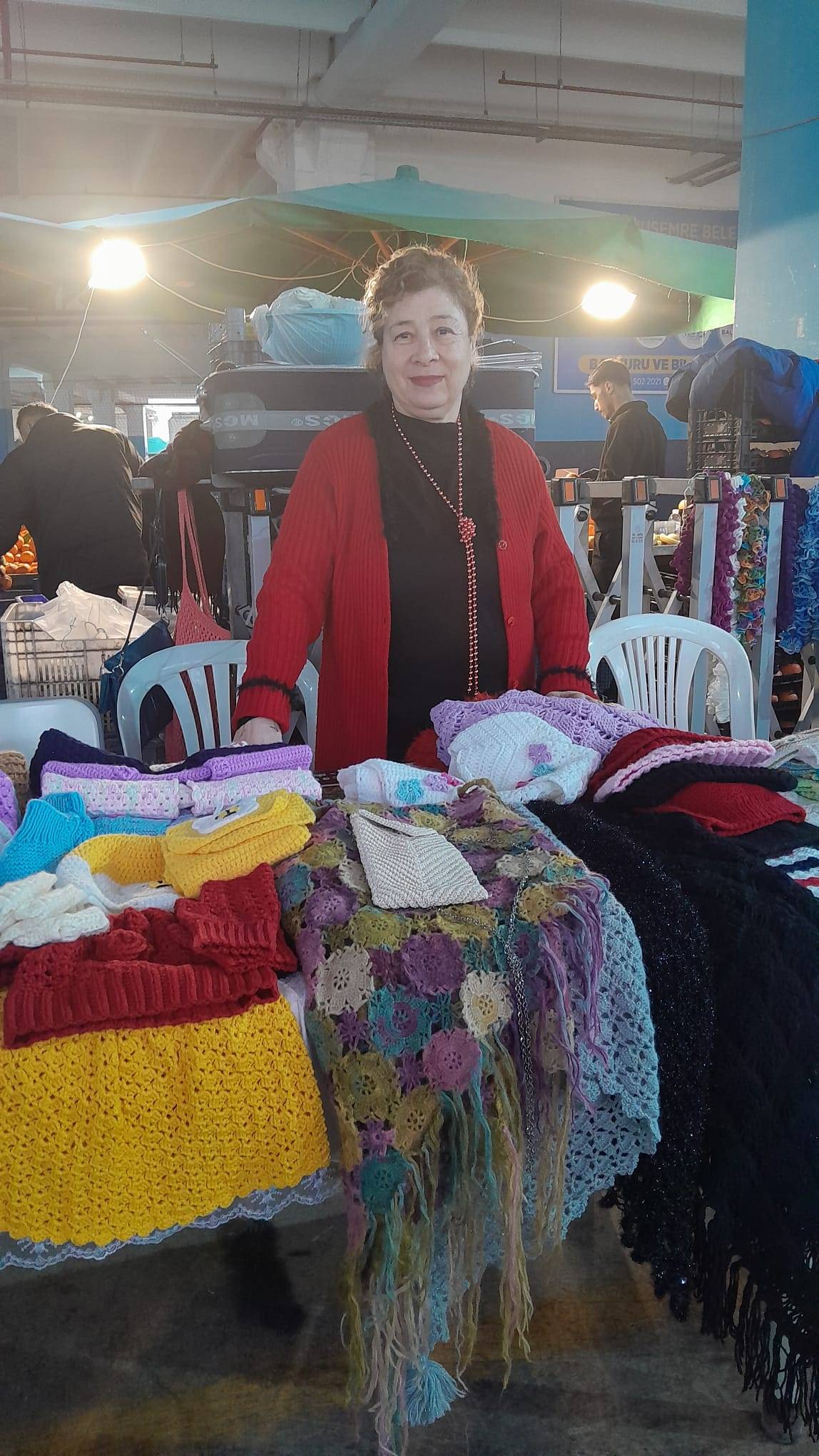 Yunusemre’de Üretici Kadınlar Pazarı Yoğun İlgi Gördü