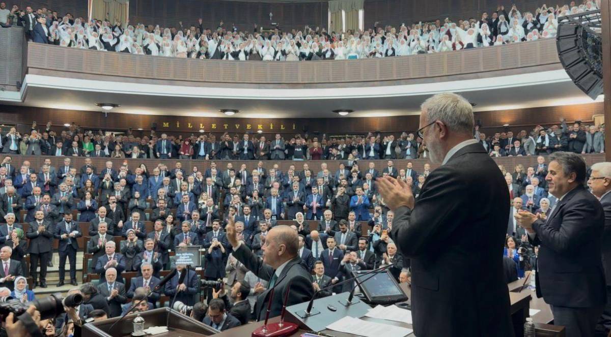 Yenişehirlioğlu’nun Grup Toplantısına Manisa Damgası