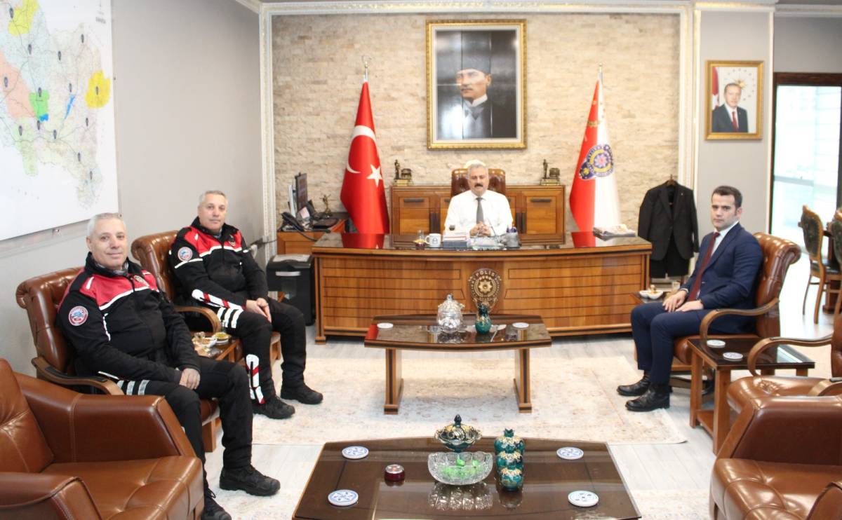 Manisa Emniyetinde İkiz Yunuslar İçin Duygusal Veda