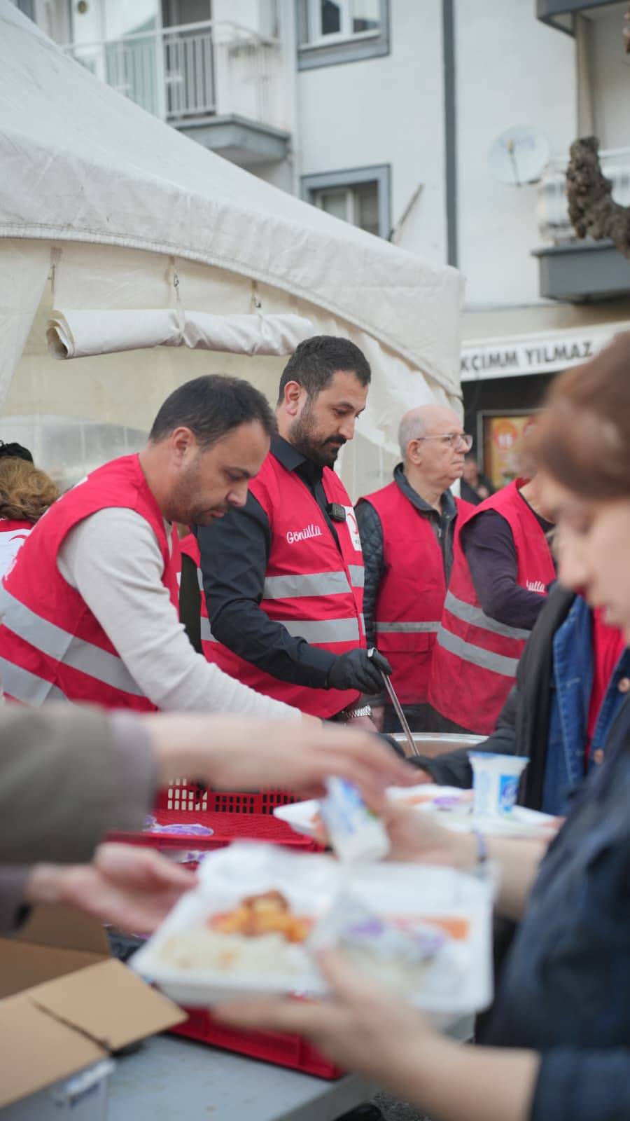 Manisa’da Ramazan Dayanışması Büyüyor