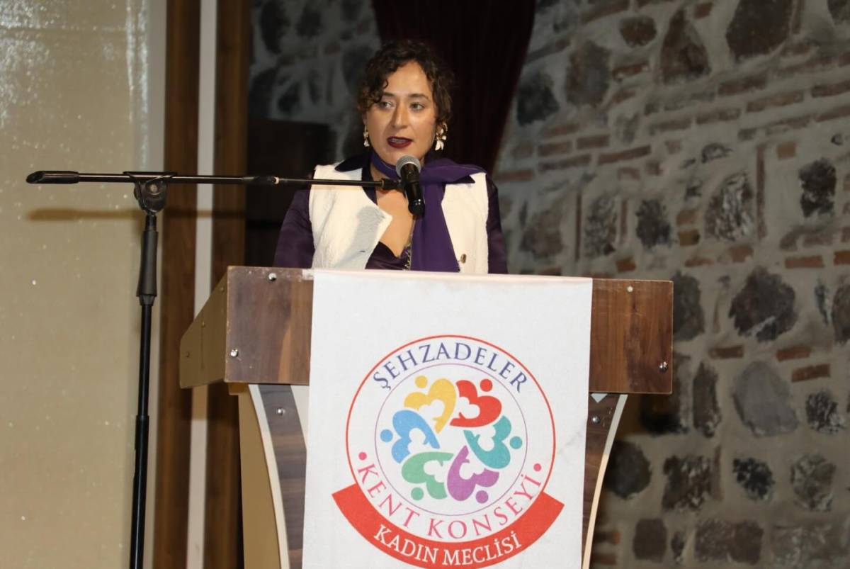 Şehzadeler’de 8 Mart’a Özel Söyleşi: Kadın Hakları ve Toplumsal Cinsiyet Eşitliği Konuşuldu