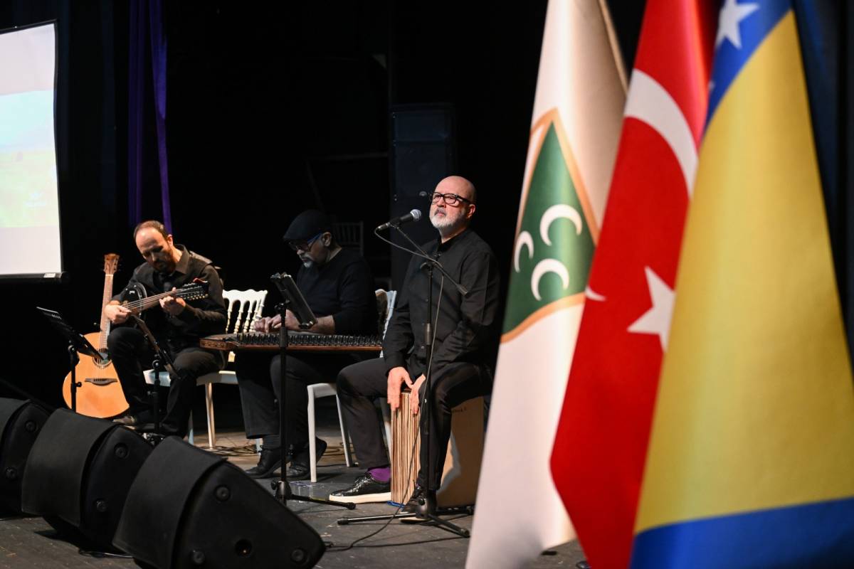 İzmir'de Bosna Hersek Bağımsızlık Günü Coşkusu Yaşandı