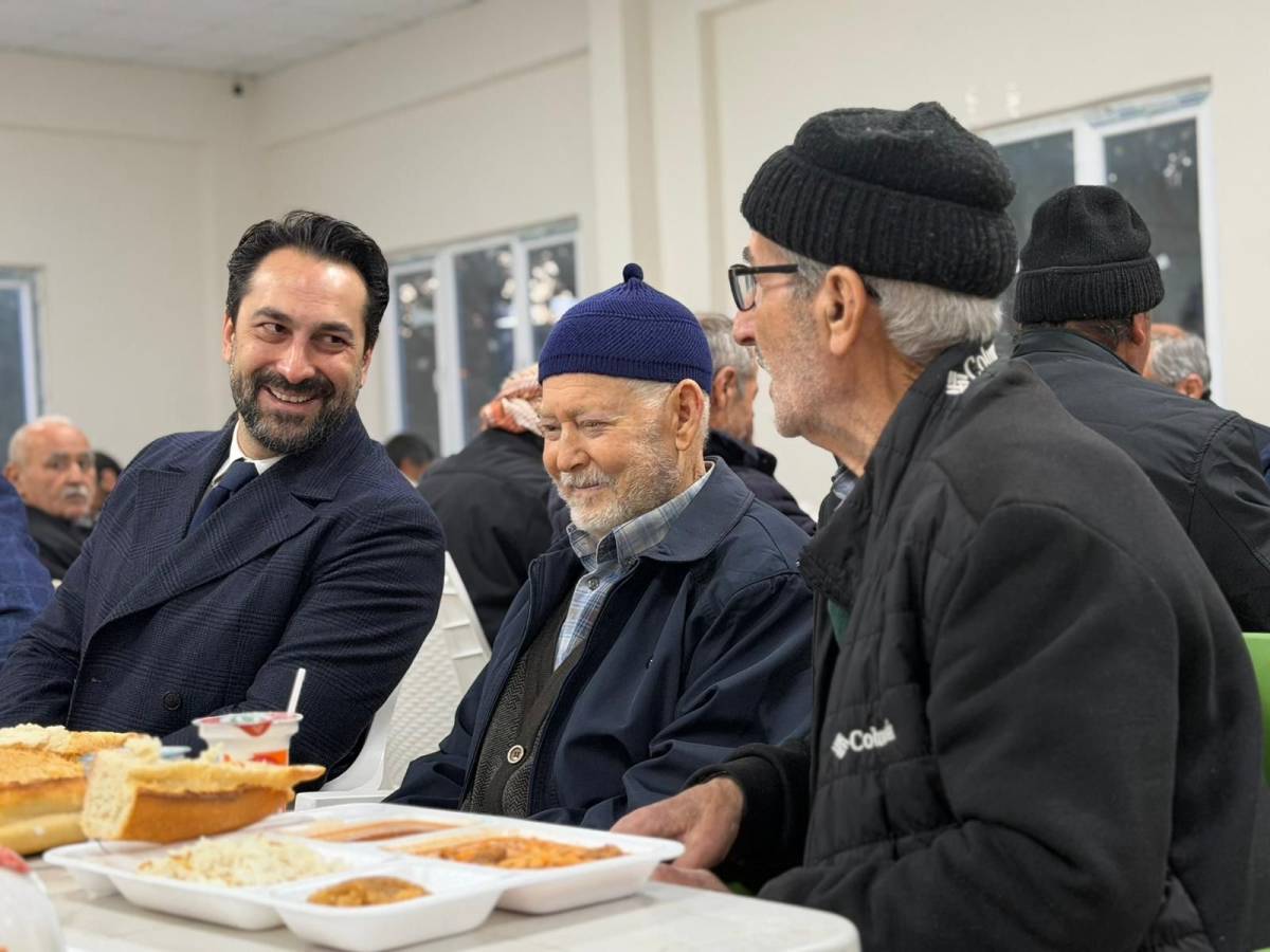 Arınç’tan Geceli Gündüzlü Ramazan Mesaisi