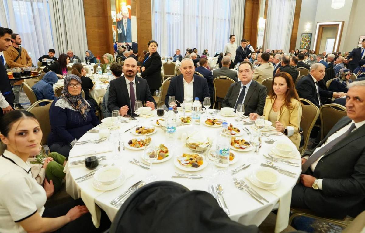 Başkan Dutlulu, Şehit Aileleri ve Gazilerle İftar Sofrasında Buluştu