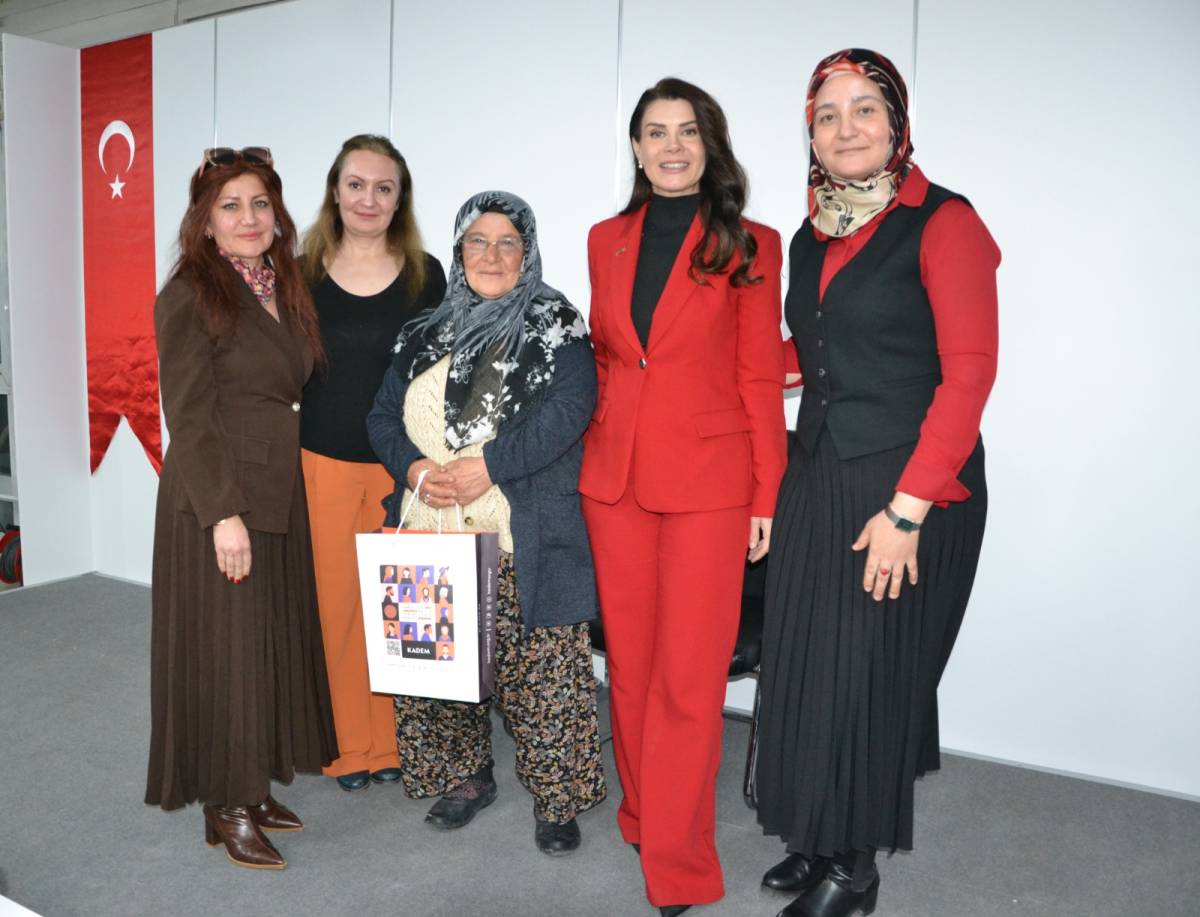 Muradiye KYK’da “Üç Kuşak Ramazan” Programı Düzenlendi