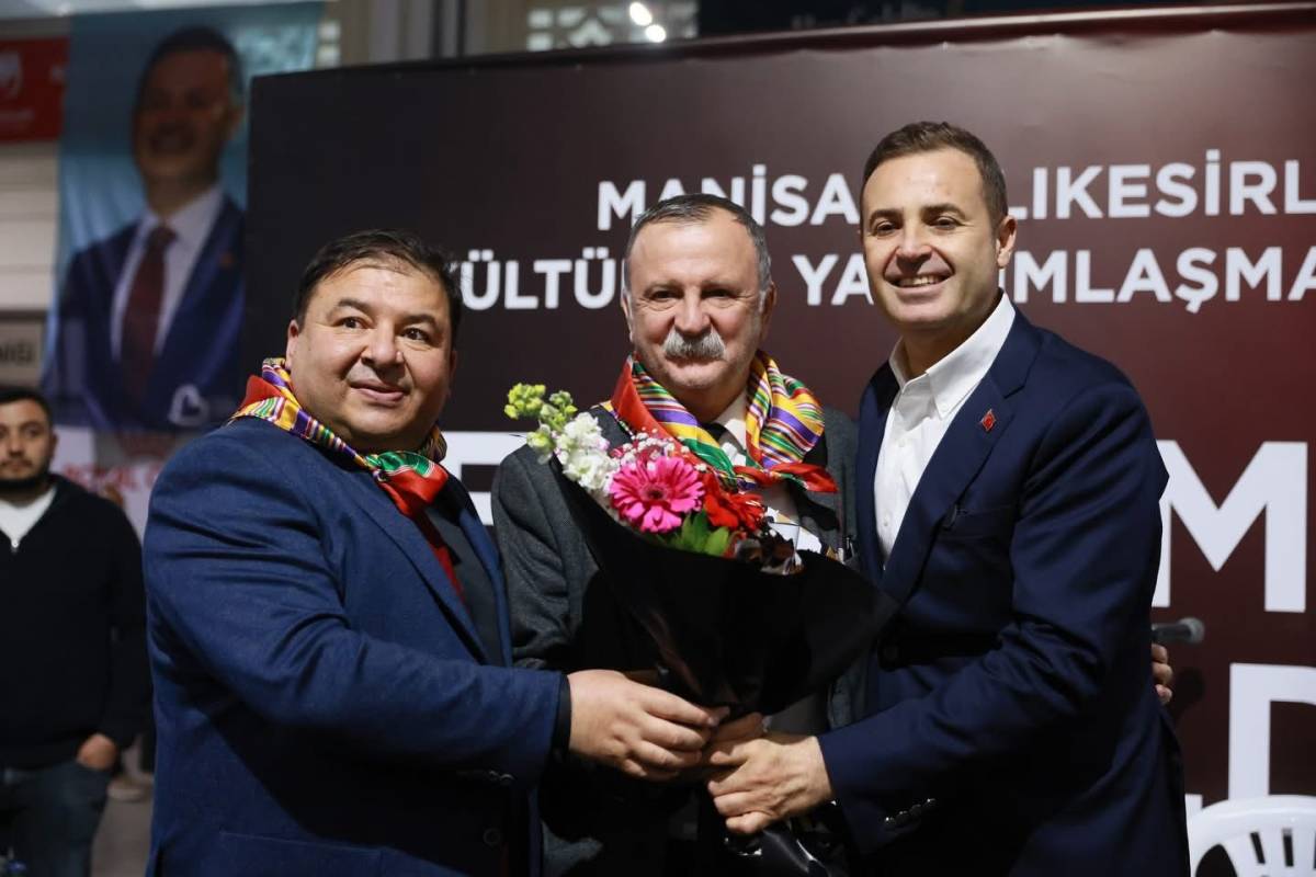 Manisa Balıkesirliler Derneği’nden 2300 Kişilik Dev İftar