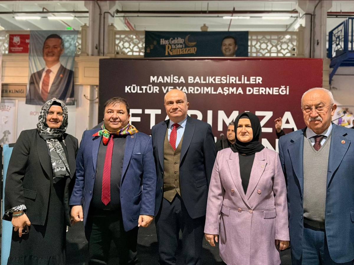 Manisa Balıkesirliler Derneği’nden 2300 Kişilik Dev İftar