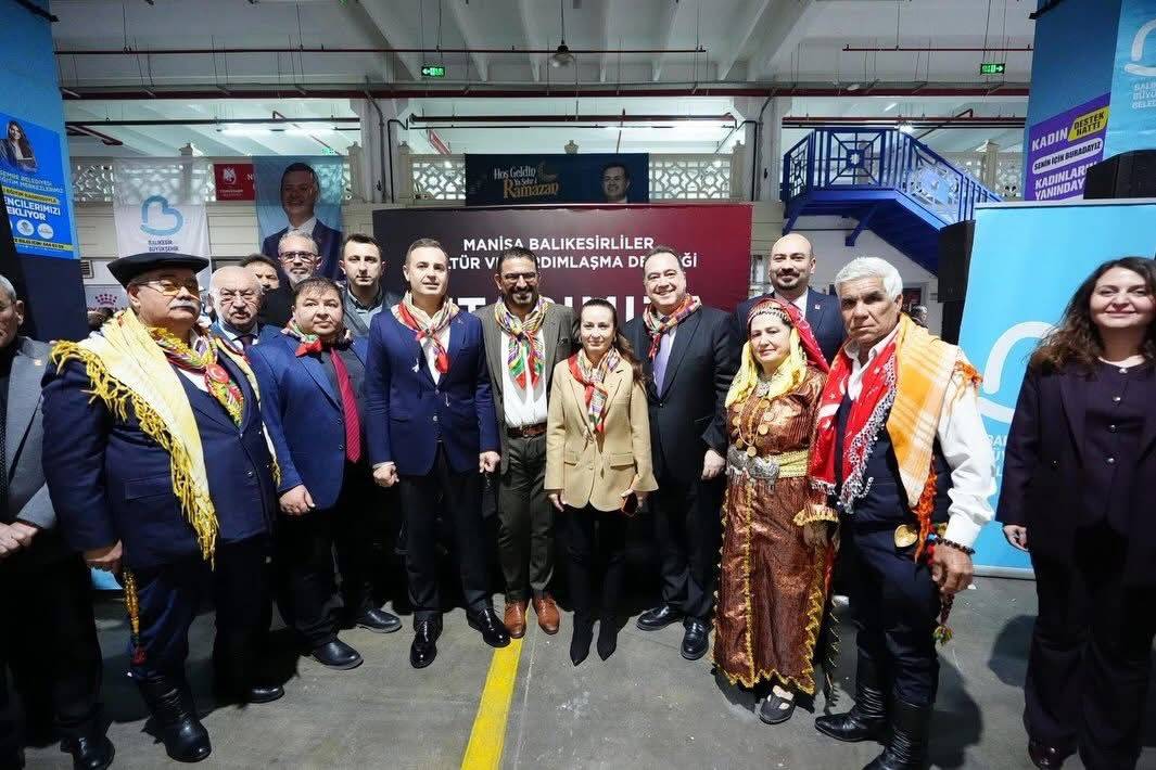 Manisa Balıkesirliler Derneği’nden 2300 Kişilik Dev İftar