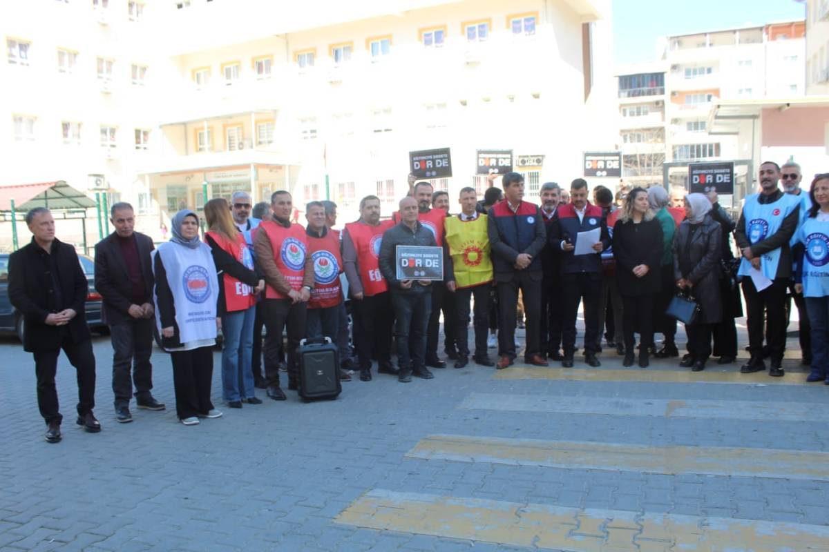 Öğretmene Yönelik Şiddete Tepki: “Artık Yeter”