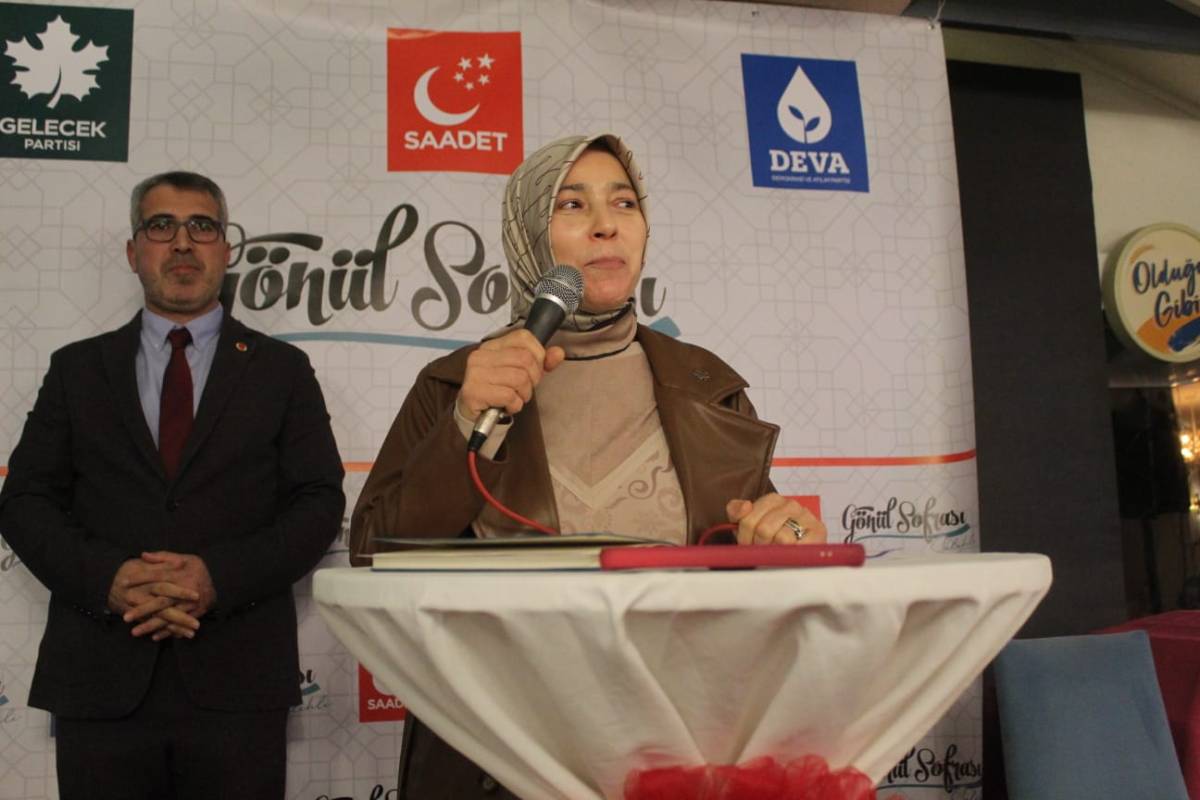 Salihli’de Yeni Yol Grubu’ndan Birlik ve Beraberlik İftarı