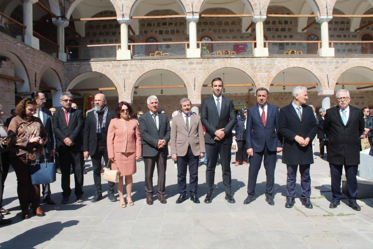 Manisa’da Mevlid-i Nebi Günü’ne Özel Sergi Açıldı