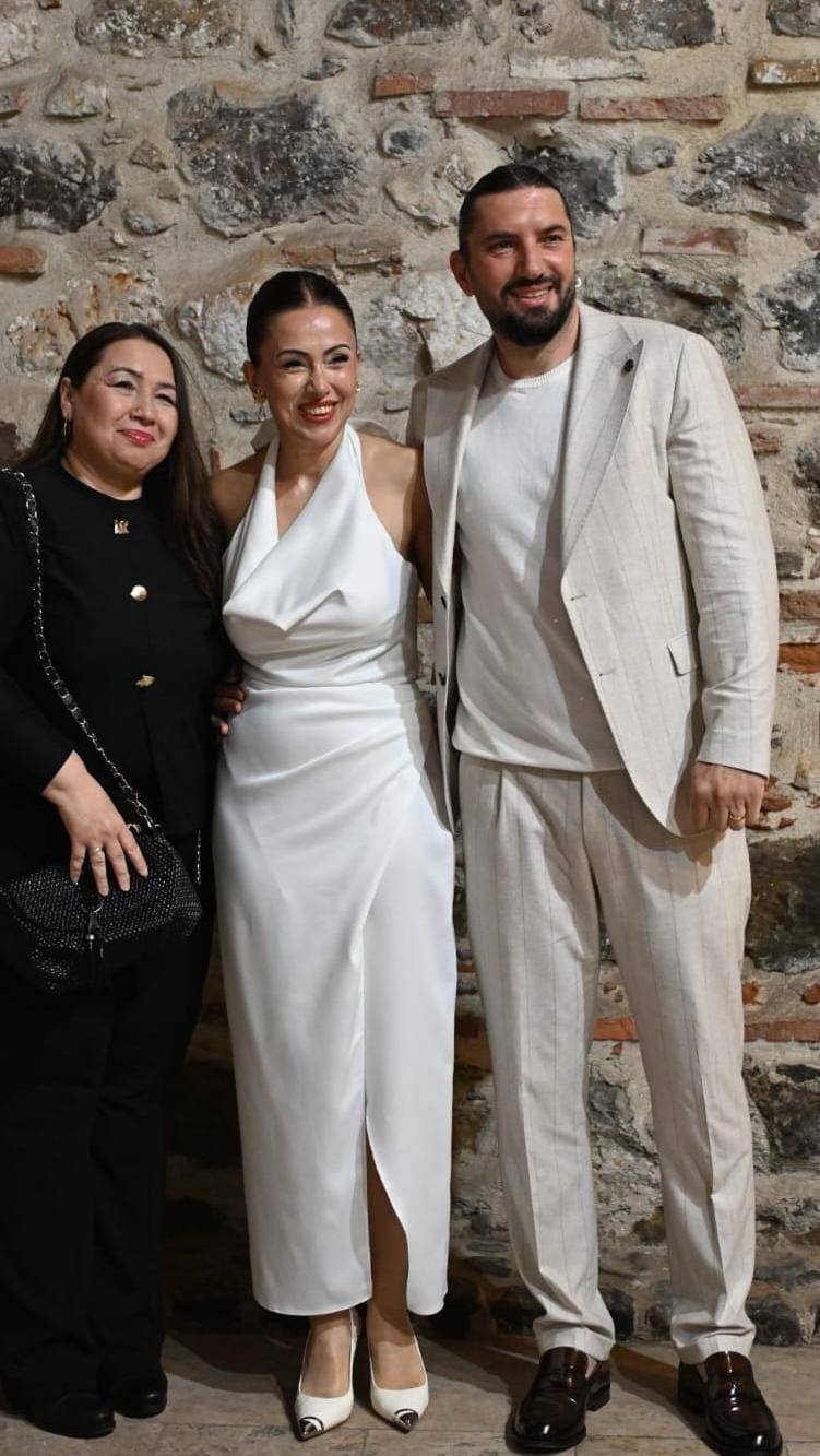 Manisa’da Mutlu Gün: Bilge Demiray Evlendi