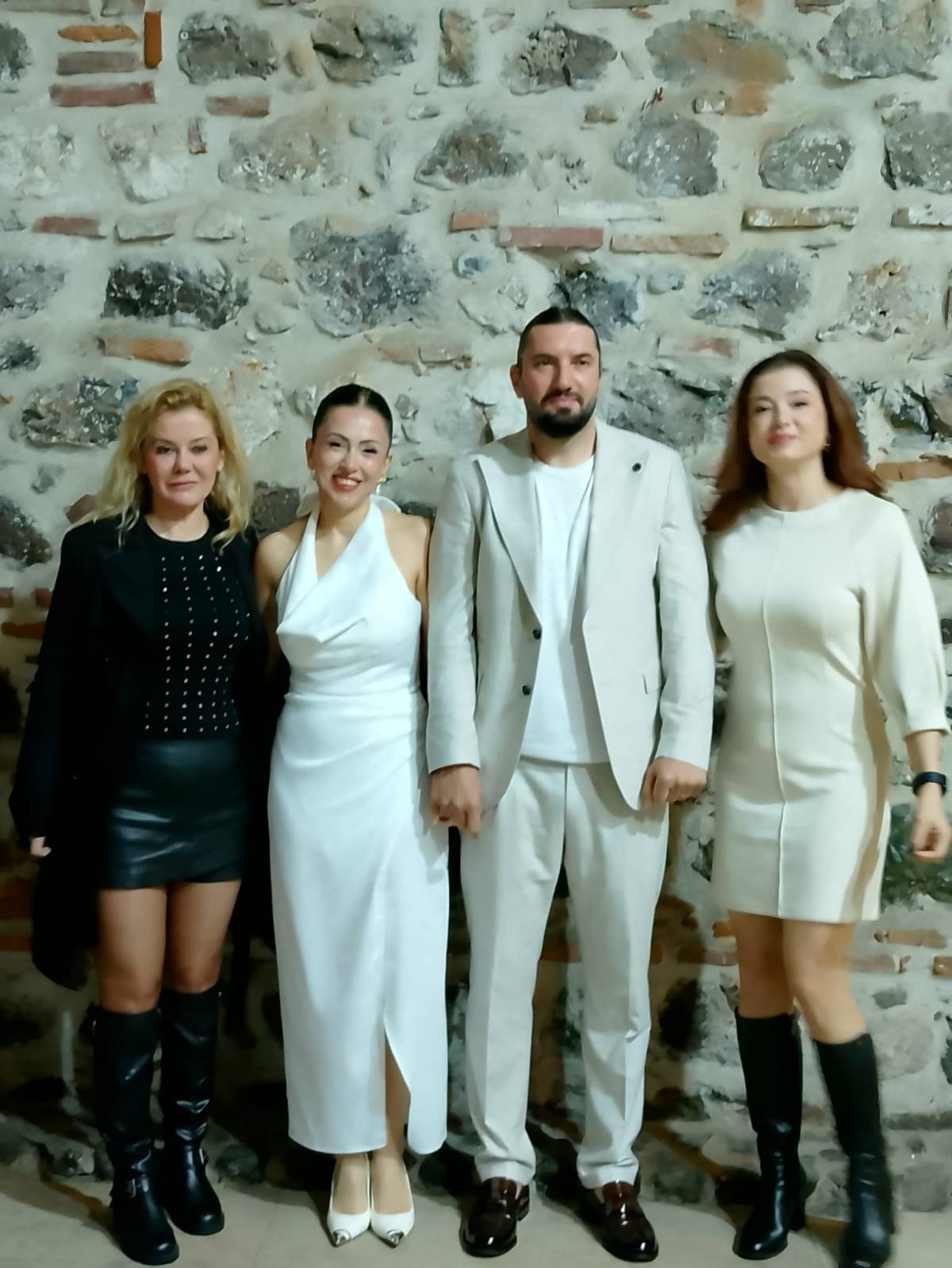 Manisa’da Mutlu Gün: Bilge Demiray Evlendi