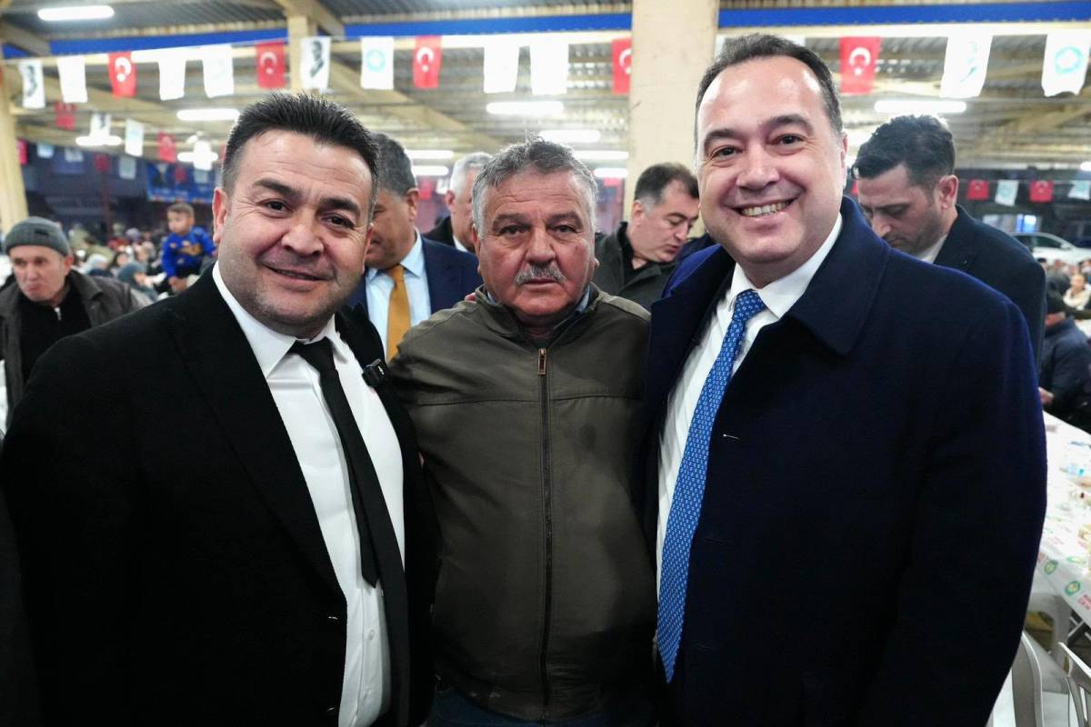 Büyükşehir’in İftar Sofrası Kırkağaç’ta Kuruldu