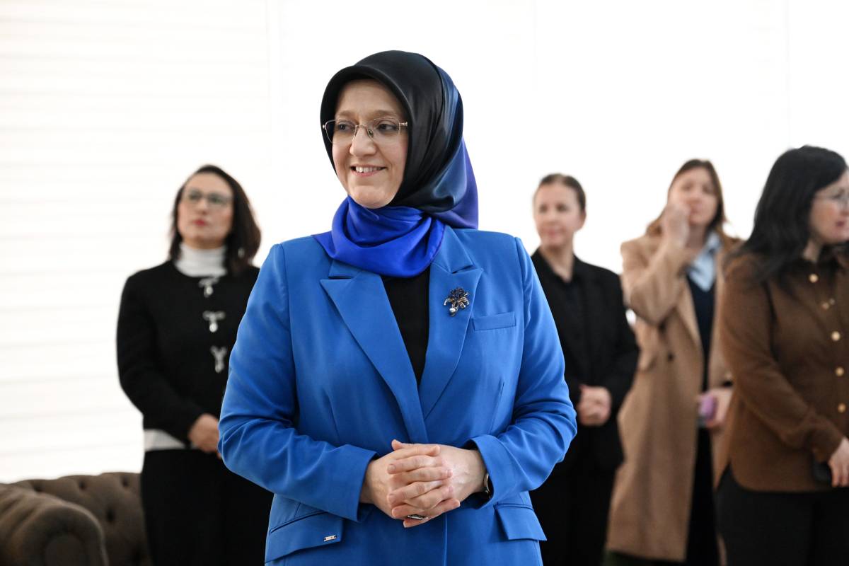 MCBÜ’de Kadın Çalışanlar Dünya Kadınlar Günü Vesilesiyle Bir Araya Geldi