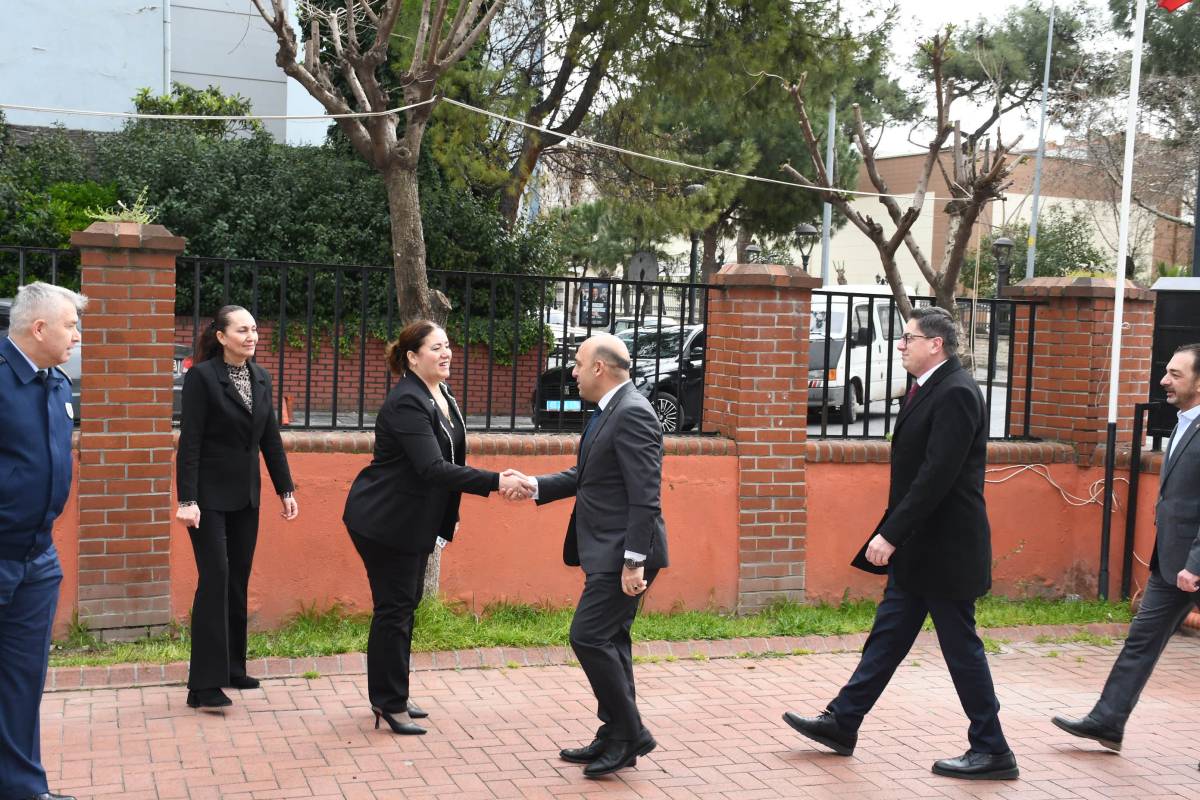 Akhisar’da Geleneksel Bayramlaşma Töreni Gerçekleştirildi