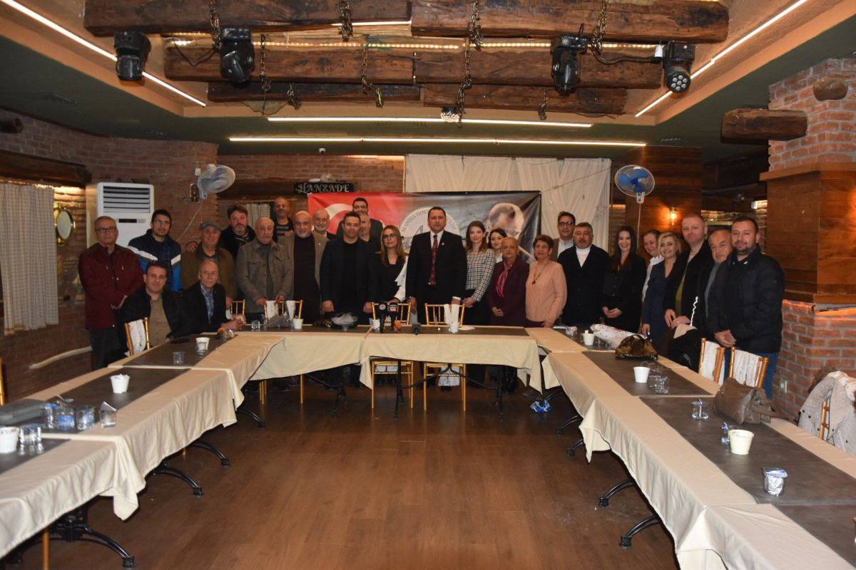 Manisa Dostlar Meclisi’nde “Bağımlılığa Hayır, Hayata Evet” Toplantısı