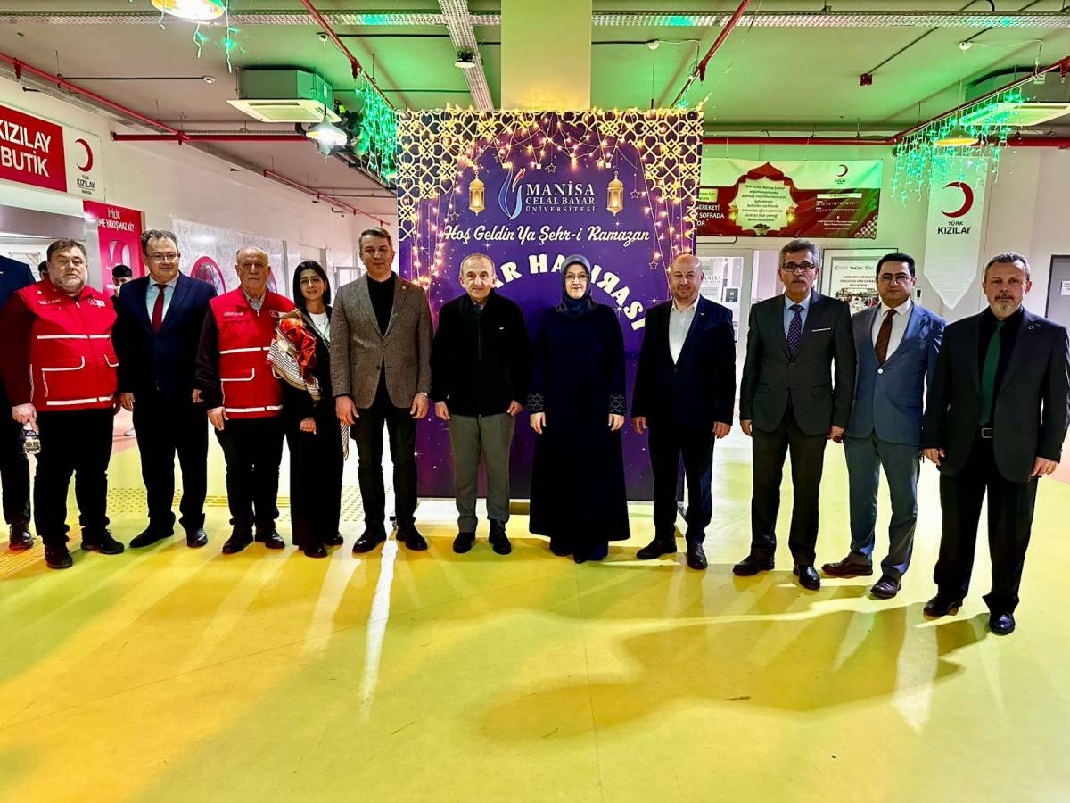Türk Kızılay Manisa’dan Üniversite Öğrencilerine Ücretsiz İftar Sofrası