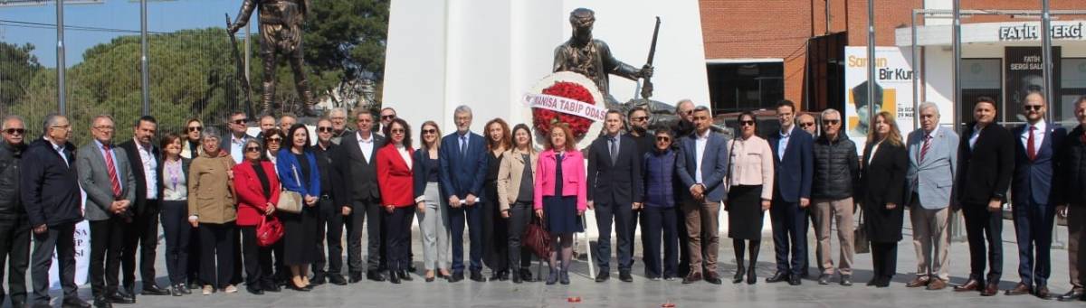 1. Başlık Hekimler Manisa'da Tıp Bayramı İçin Meydana İndi