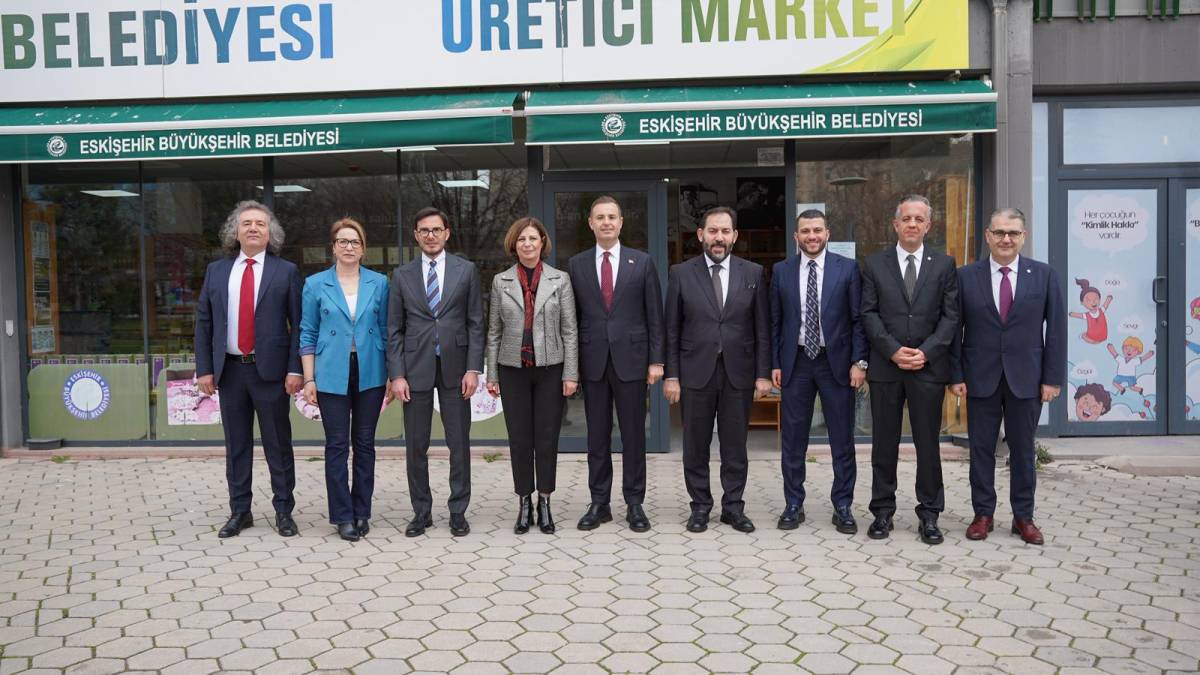 Karadağ: Hedef 5 yıldız Manisa olmalı
