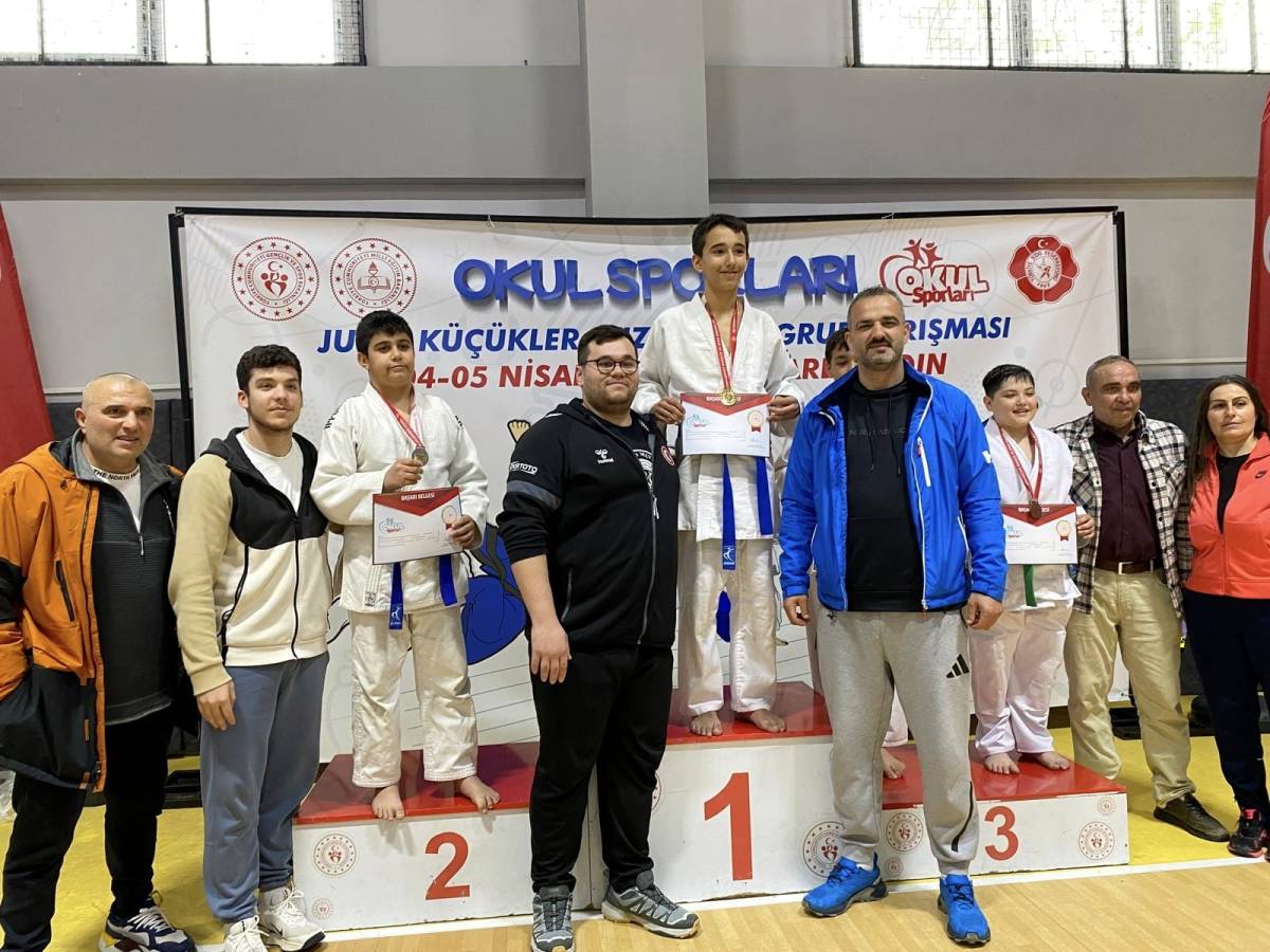 Yunusemre BS Judo Takımı Aydın’da Madalyaları Topladı