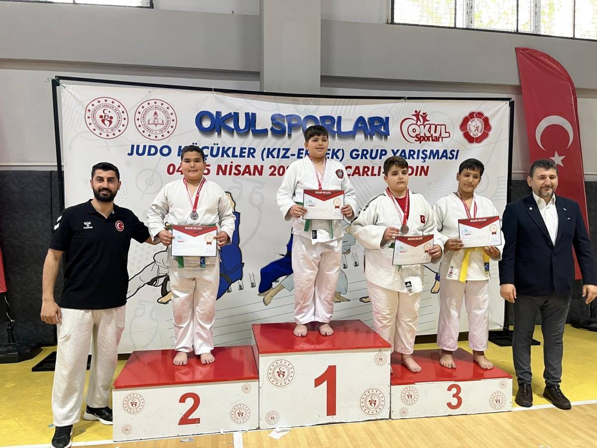 Yunusemre BS Judo Takımı Aydın’da Madalyaları Topladı