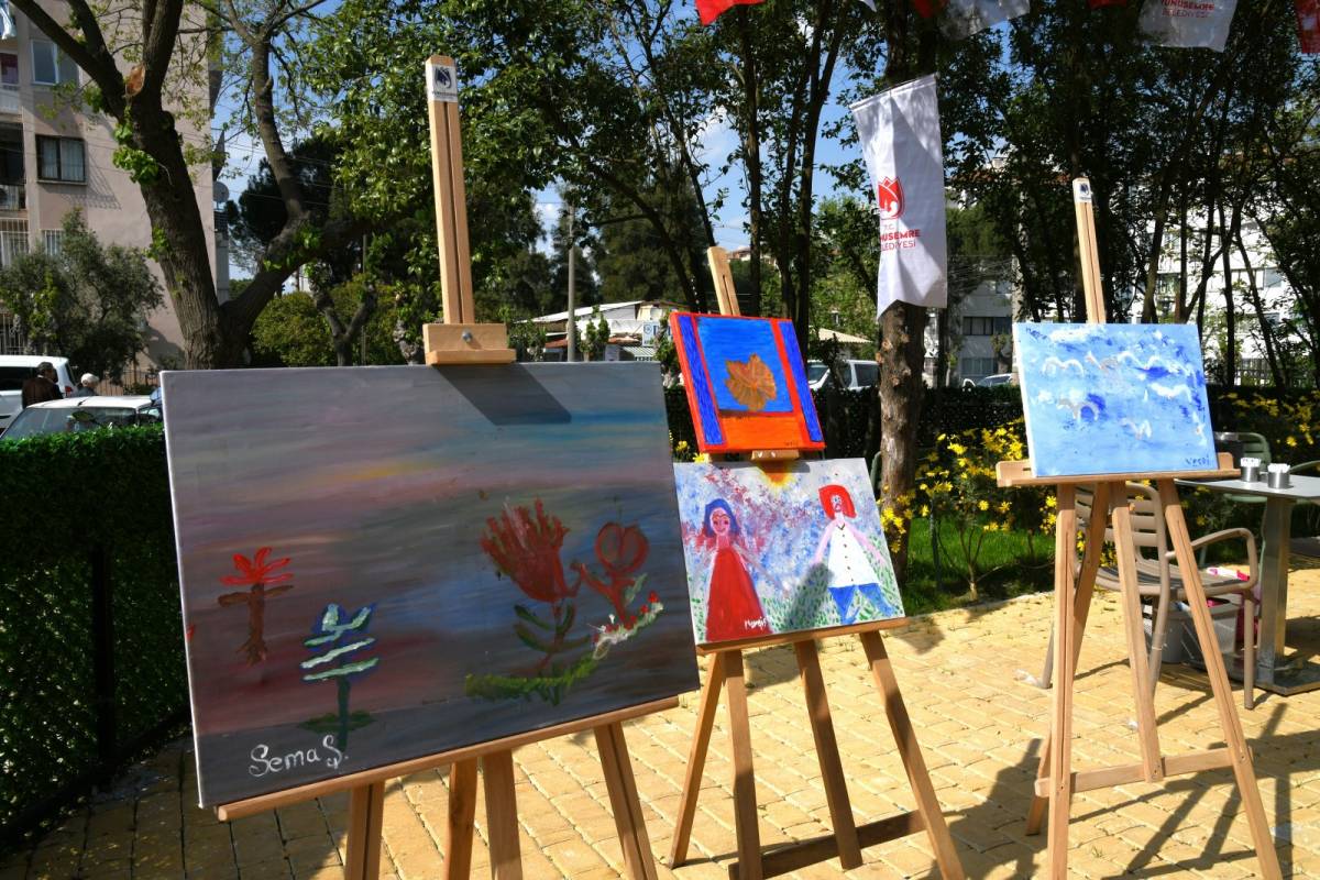 Emekli Kafe’de Alzheimer Farkındalık Sergisi