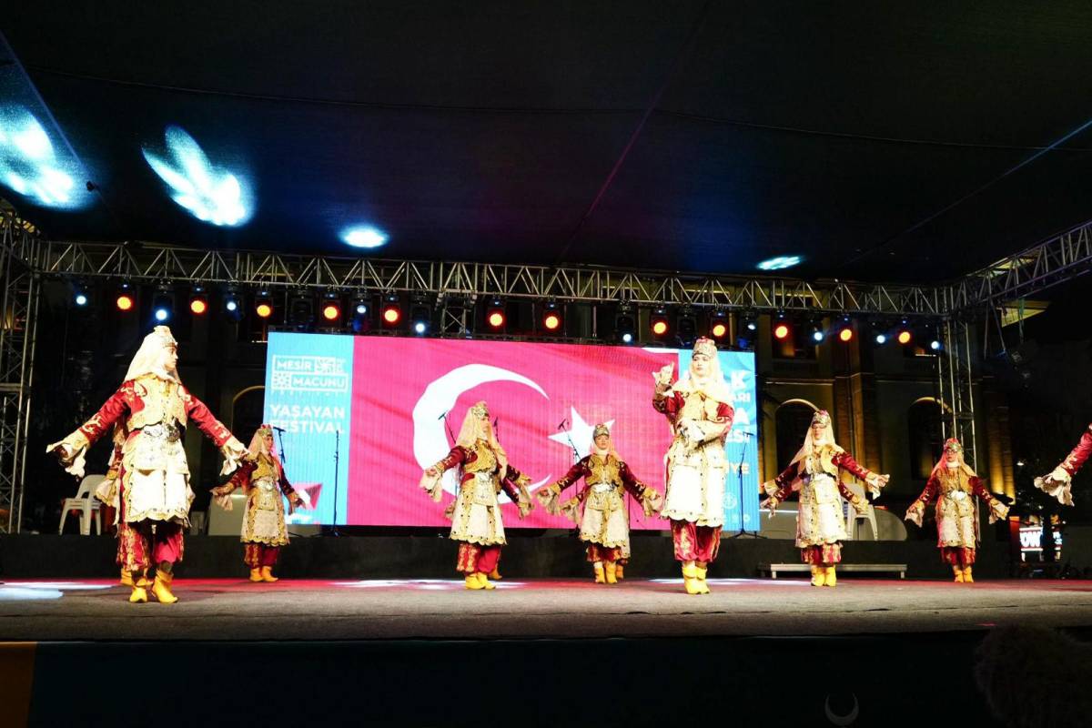 Manisa’da Mesir Coşkusu Fener Alayıyla Zirveye Taştı